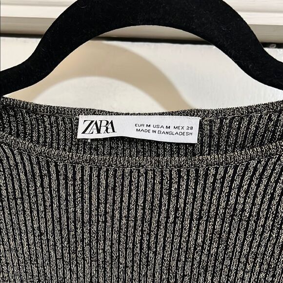 Zara Women’s Black and Gold Knit Sweater and Skirt Set - Picture 6 of 8